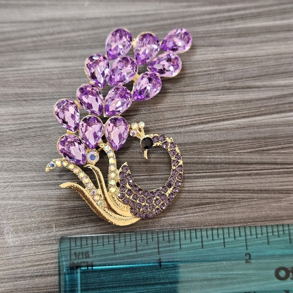 NEW Peacock Brooch - Picture 7 of 10